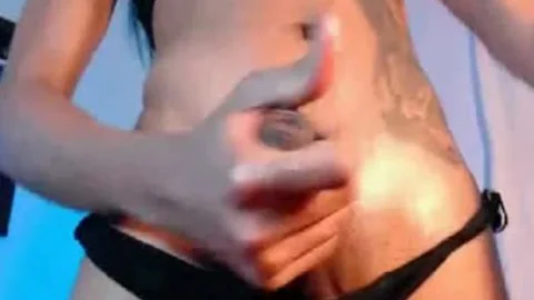 Excellent Cumshot From Big Cock Trans