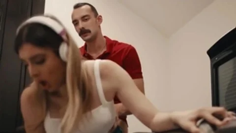 Horny Stepdad Licks And Bareback Fucks His TS Stepdaughter