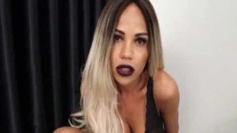 Sexy Hot Shemale Masturbation