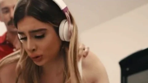 Pervert Stepdad Licks And Bareback Fucks His TS Stepdaughter