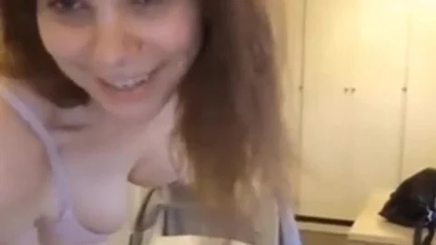Sexy Tgirl Tease Her Shecock On Cam