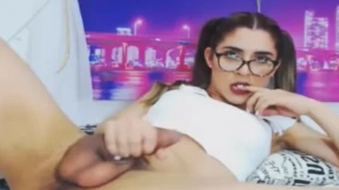 Tranny Looks Like A Hot Secretary