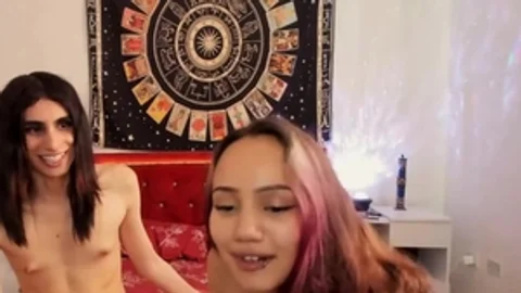 Hot Babe Got Penetrate By Petite Trans